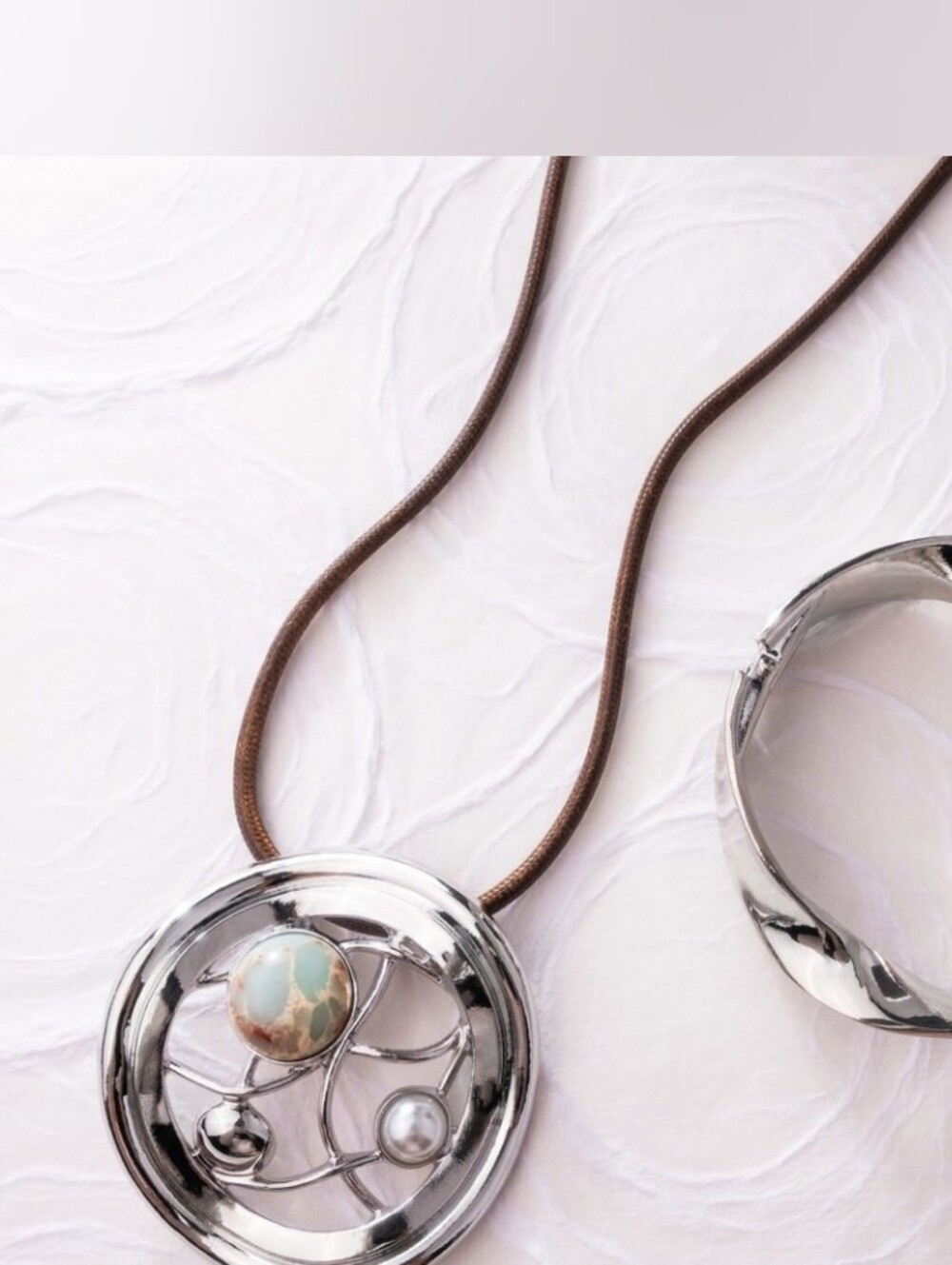 Crafted Chic - Picture 6 of 6